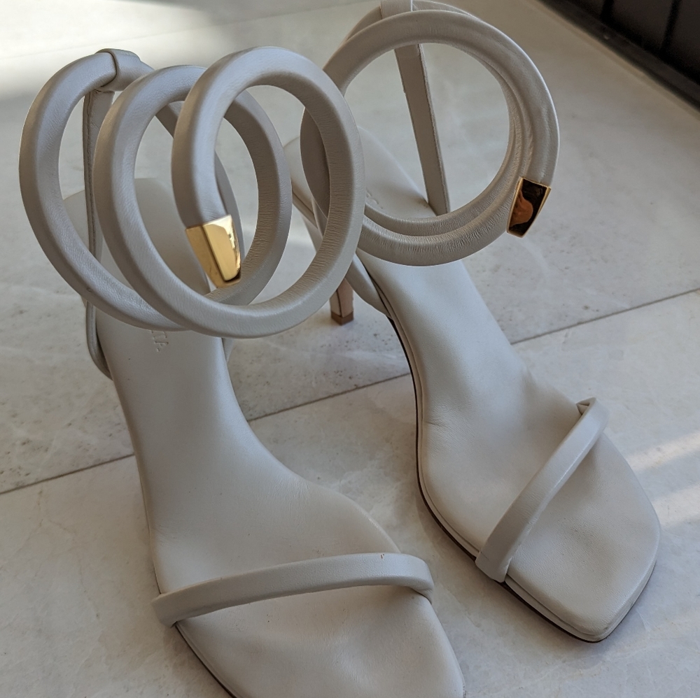 Bottega sandals size 39